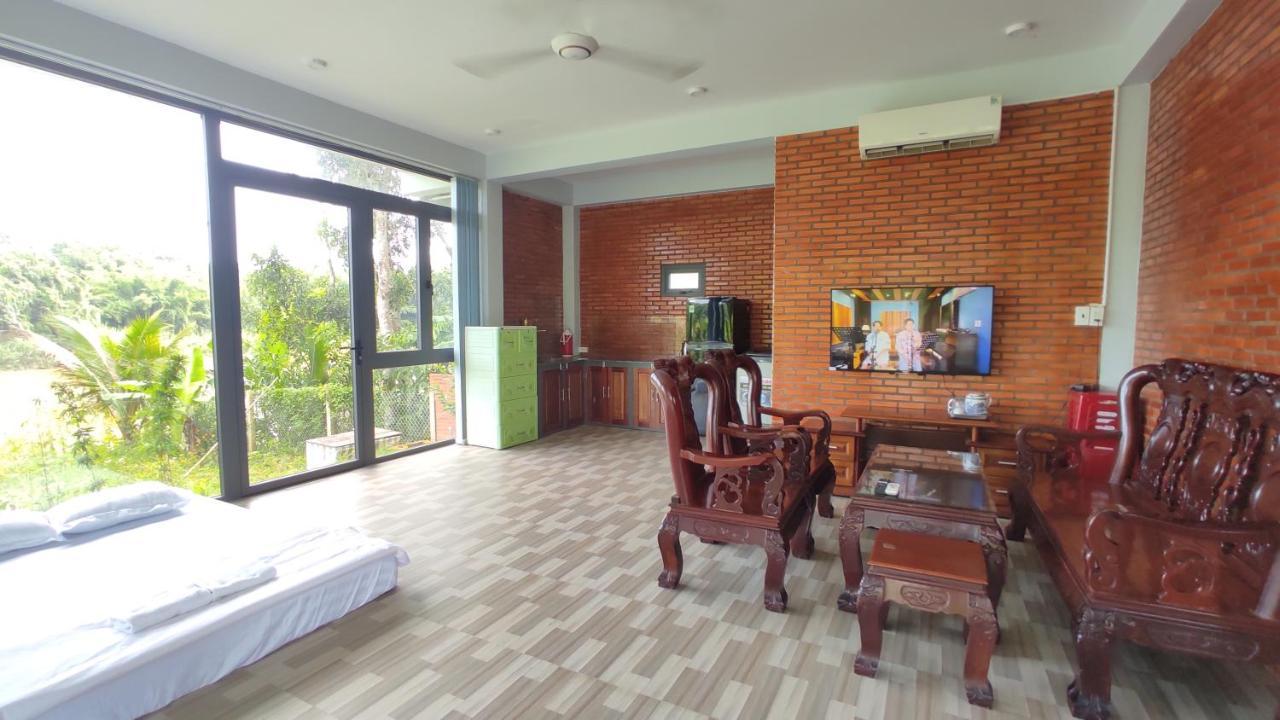Homestay Dat Viet Cat Tien Exterior photo